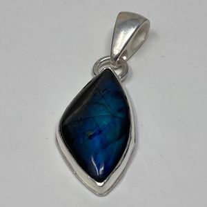 Handmade Spectrolite and silver pendant